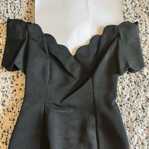 Vintage ‘90s cocktail dress. Size 8.